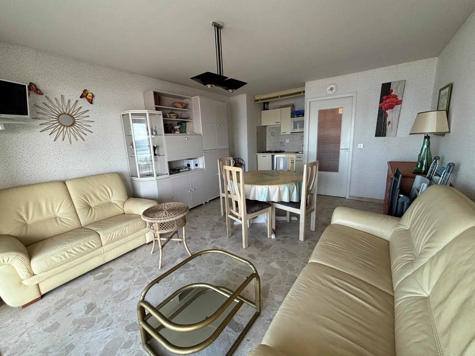 Appartement T2 Avec Balcon Et Vue Mer, 1Er Etage, Ascenseur, Tv, Cuisine Equipee - Fr-1-197-466 Les Sables-dʼOlonne Exteriör bild
